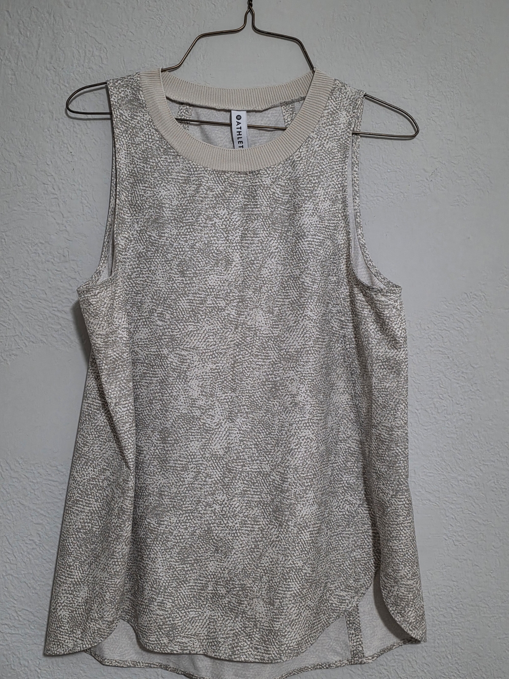 Athleta Neutral Cream Textured Crewneck Tank